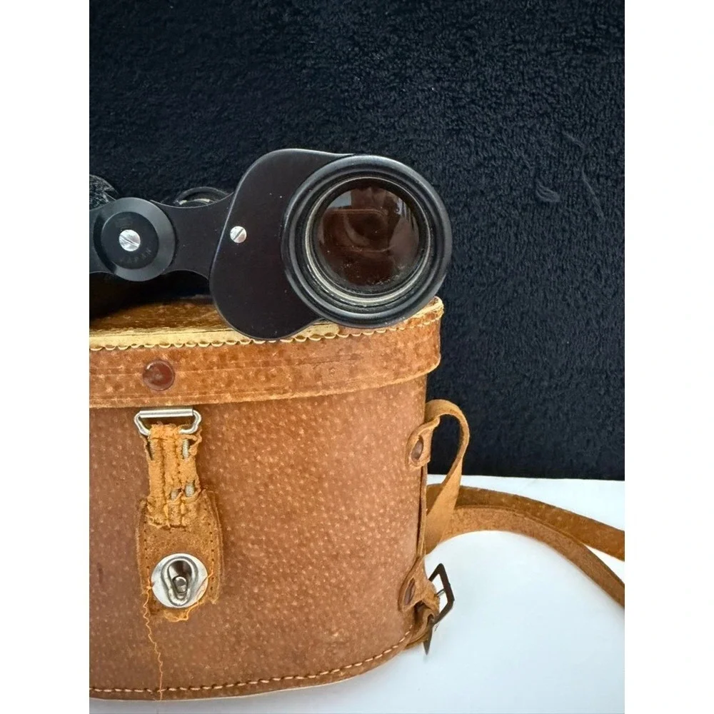 Vintage Tasco 8x30mm Binoculars Coated Optics T-36647 Japan with Leather Case